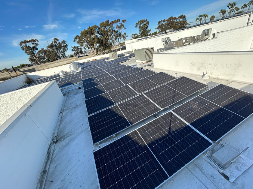 El Cajon Rooftop and Carport Solar Installation – Team Kia Project